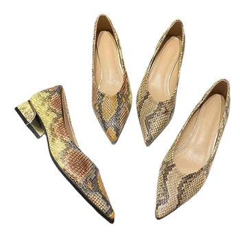 Deonte 2023 Новые весенне-осенние женские тонкие туфли на каблуке со змеиным узором из кожи с ремнем и острым носком на мелкой подошве толщиной 3 см