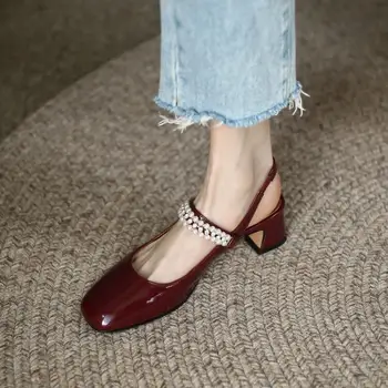 2023 Женские туфли-лодочки из французской жемчужной кожи, однотонные туфли Mary Jane, простые сандалии на среднем каблуке, туфли с круглой пряжкой в одну линию
